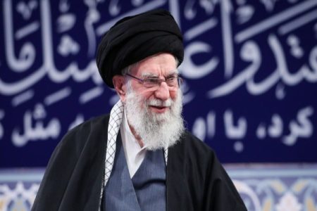 «مردی از جنس نور»؛ دل‌نوشته شکرالله کهزادی در آستانه تشییع رهبر شهید ایران